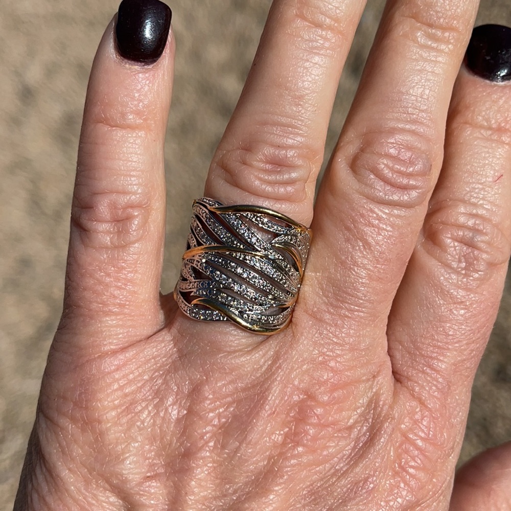 NWT Two Tone Twisty Pave Crystal Ring Sz 7.5